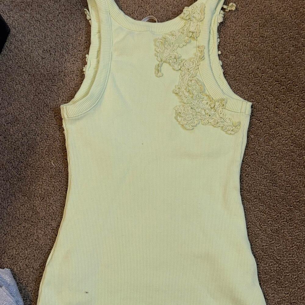 Pastel sage mint green ribbed anthro tank with flower appliques - Picture 2 of 5